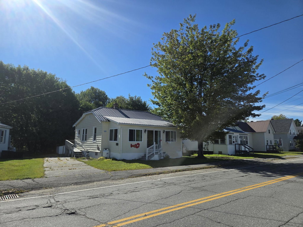 90 Bates Street Millinocket
