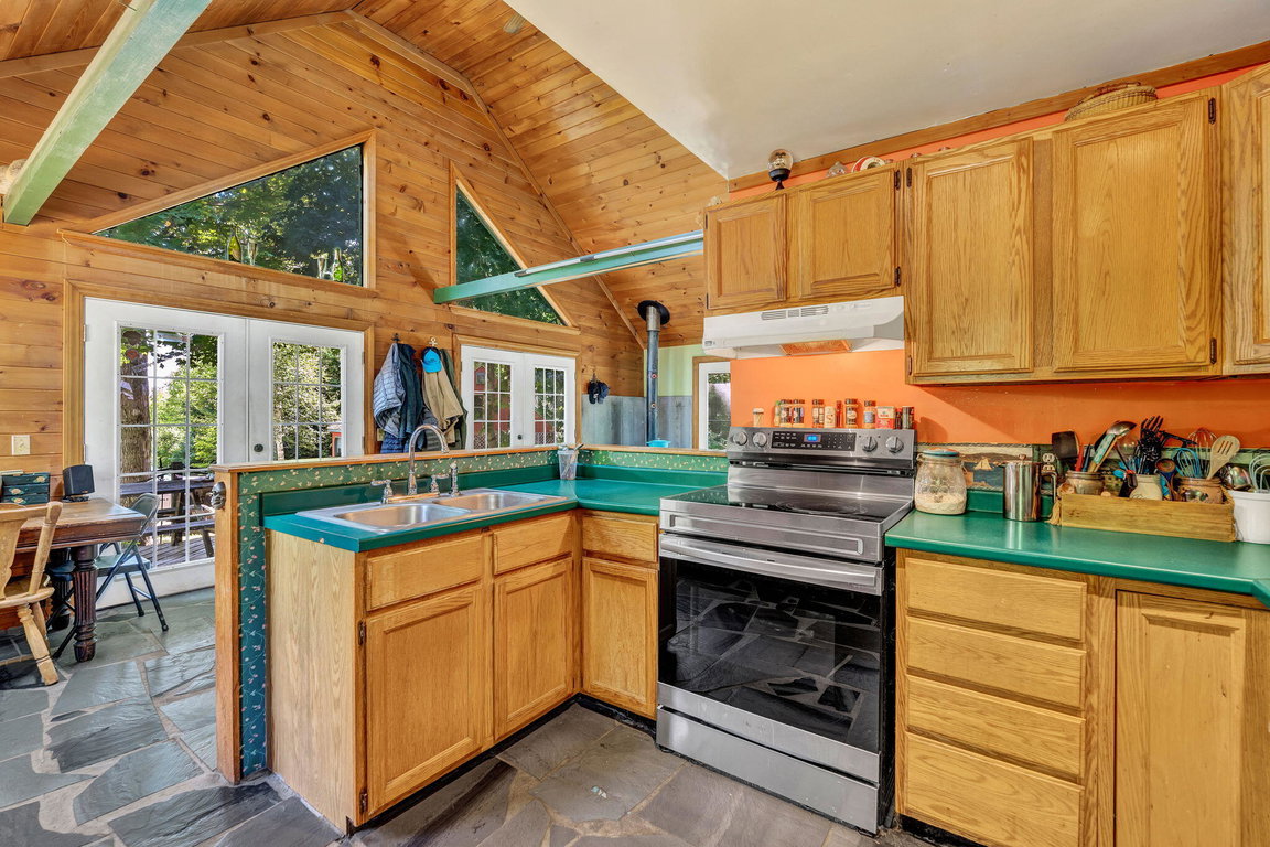 21-web-or-mls-26-wolf-cove-rd