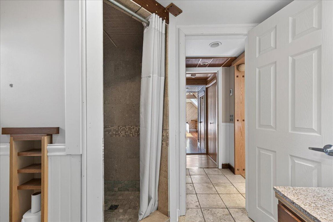 25-107 Ledgelawn Ave (40 of 96)