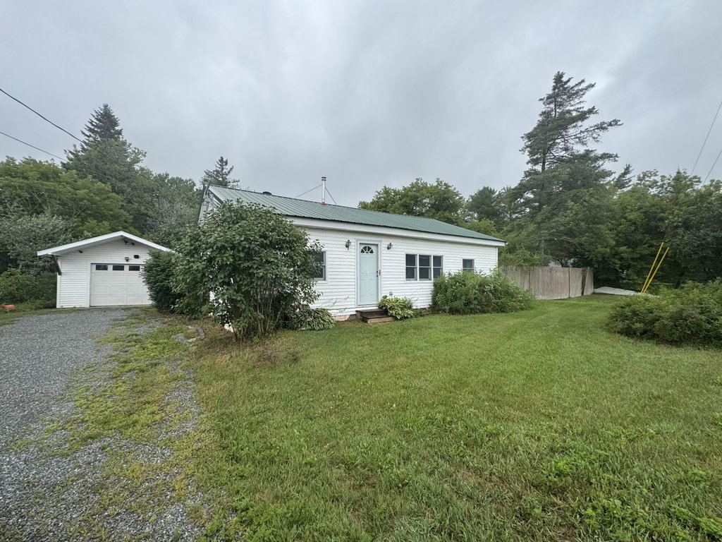 499 Main Road Charleston