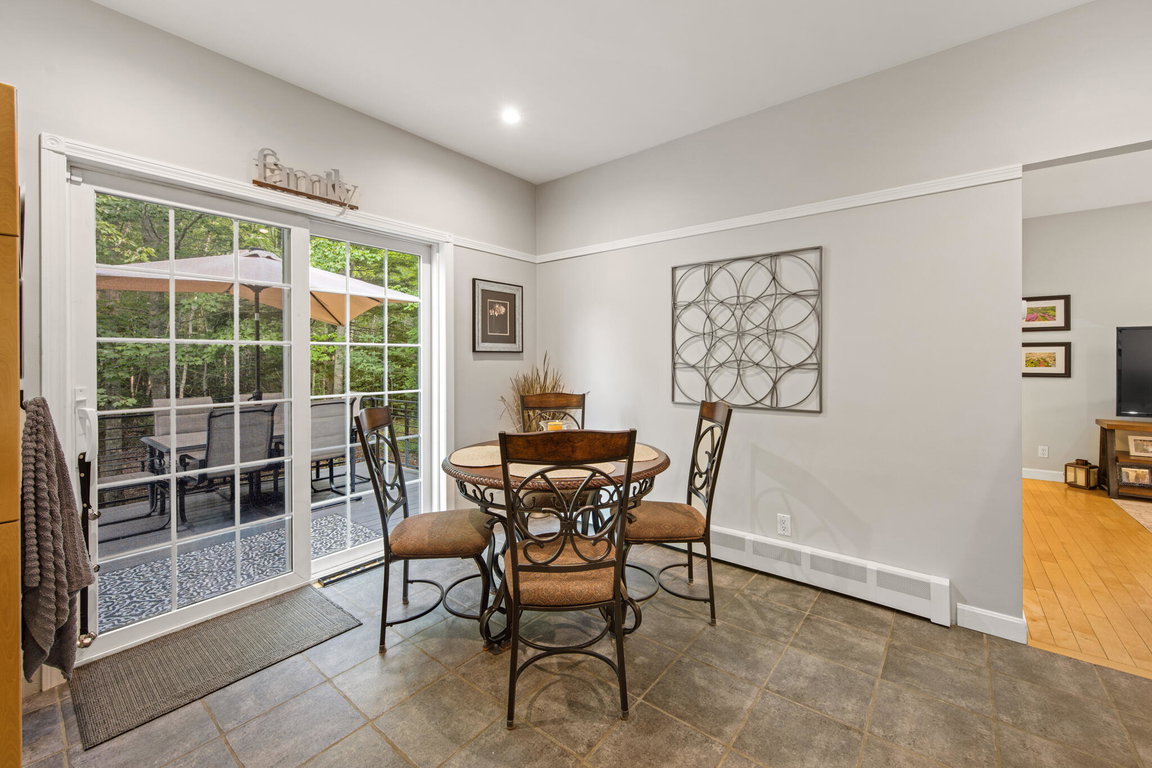Breakfast Nook