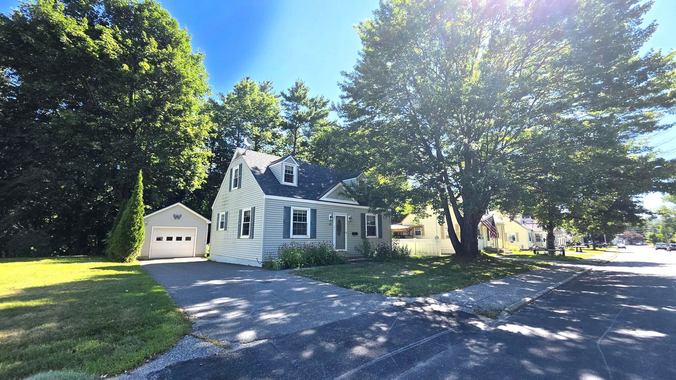 826 Somerset Street Rumford