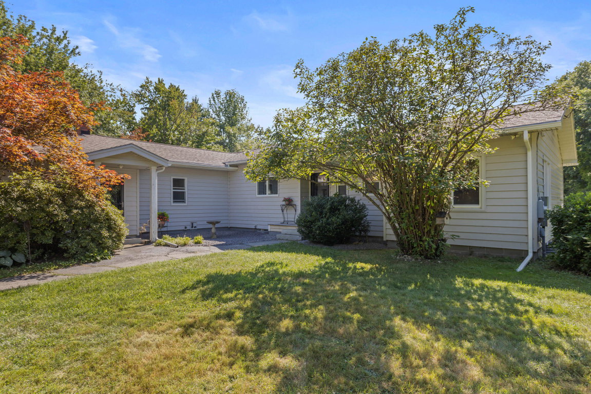 401 River Road Buxton