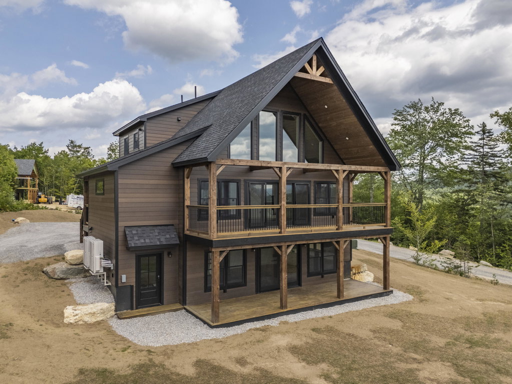 3 Moose Ridge Hanover