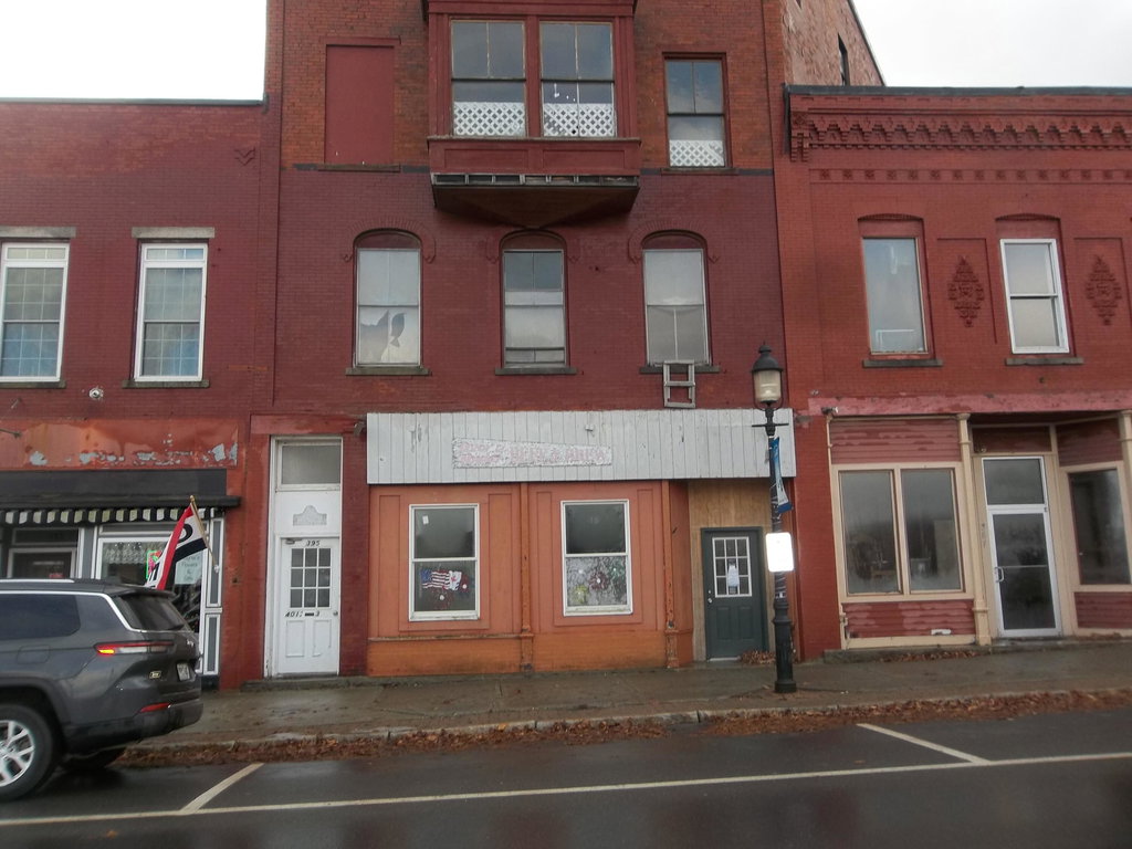 393 Main Street Calais