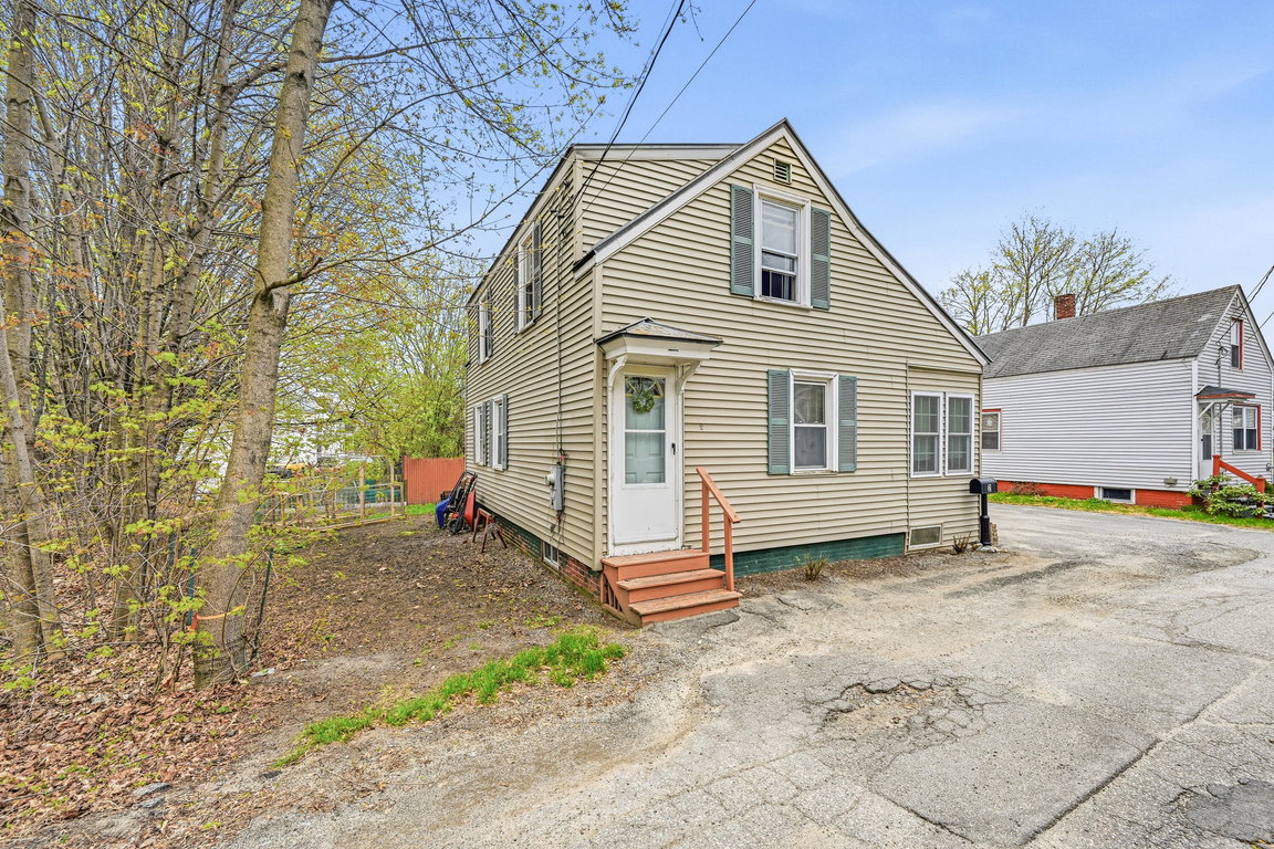 2 Grove Court Waterville