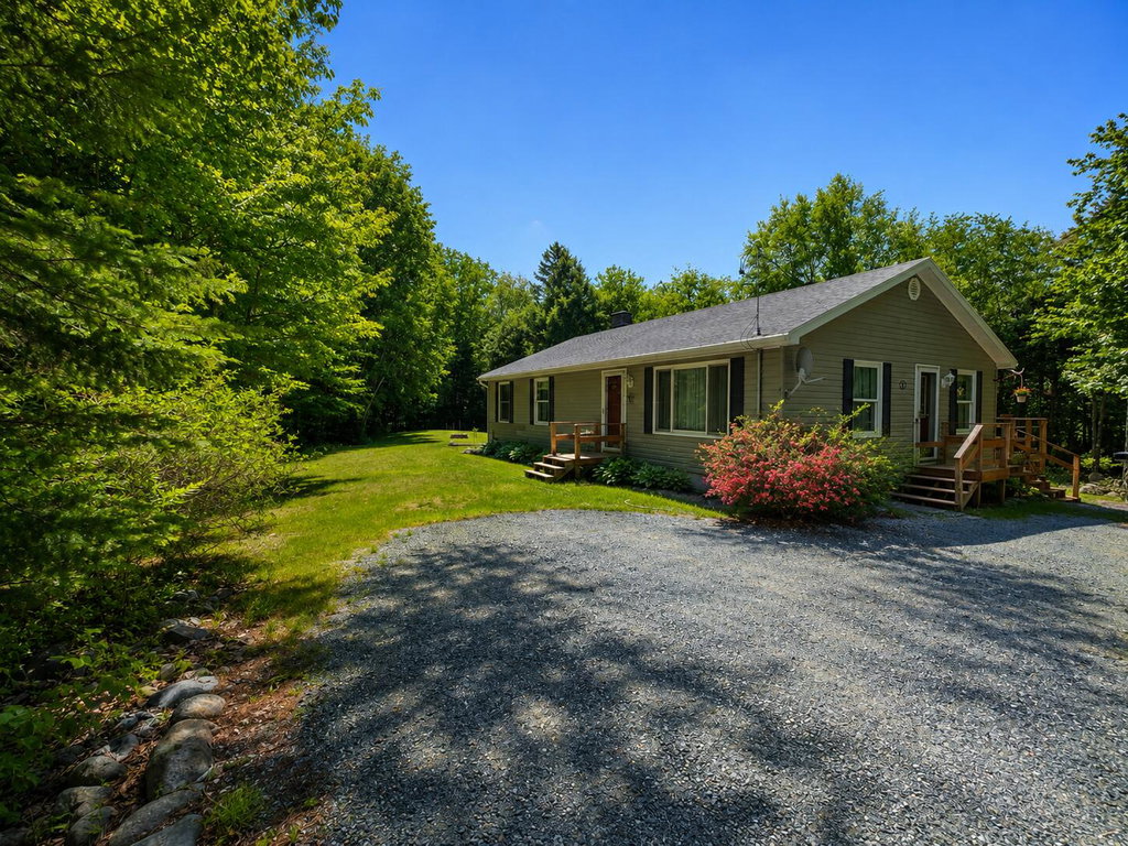 42 Sandy Acres Drive Sullivan