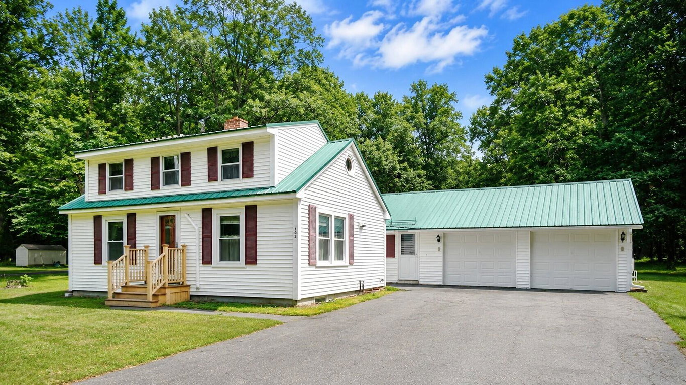103 Mast Road Westbrook