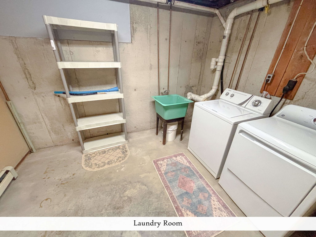Laundry Room, label
