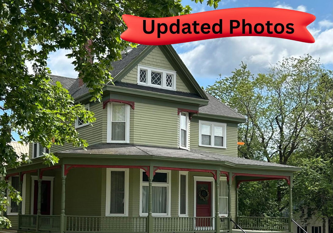 51 Broadway Street Baileyville