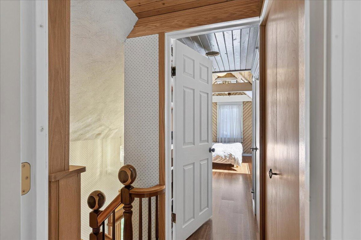 17-107 Ledgelawn Ave (32 of 96)