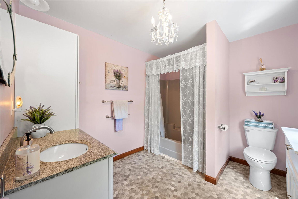 24-Primary Bathroom
