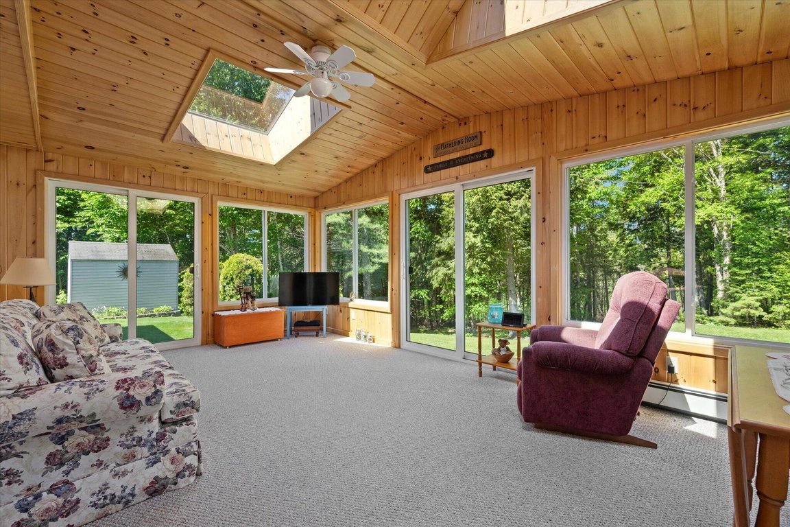 41-Sunroom
