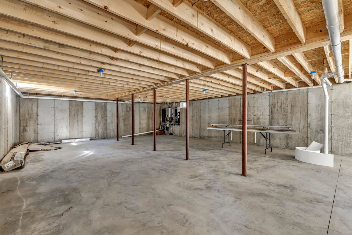 28-web-or-mls-63-bridgetwin-rd