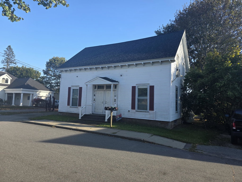 12 Grace Street Rockland