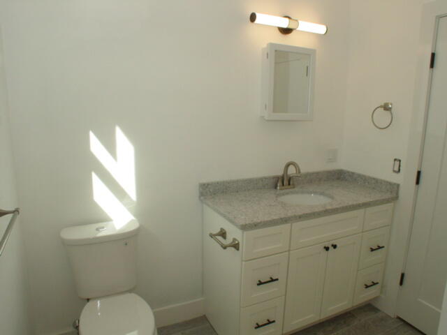 Full bath common 1
