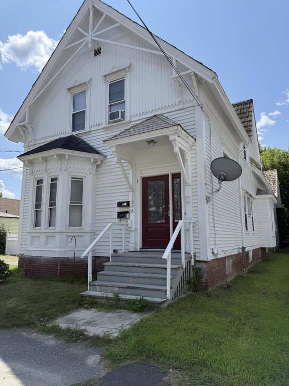 16 Winter Street Waterville