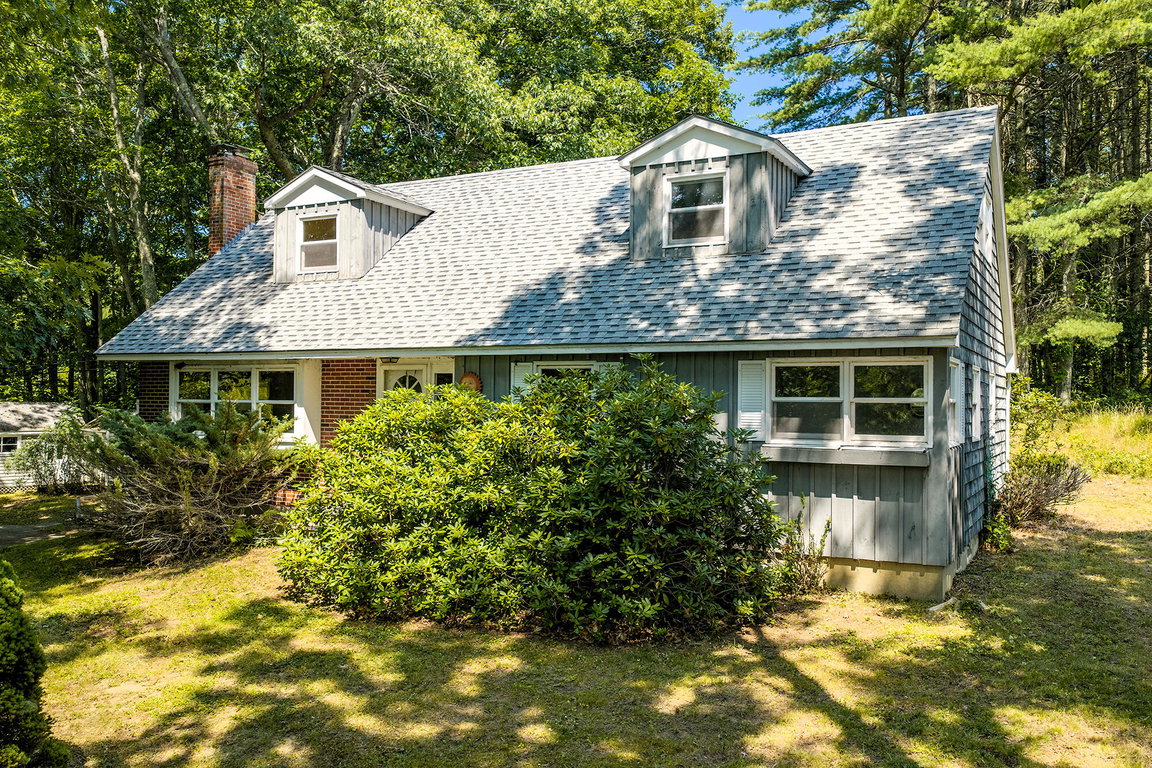 407 Rockland Street Rockport