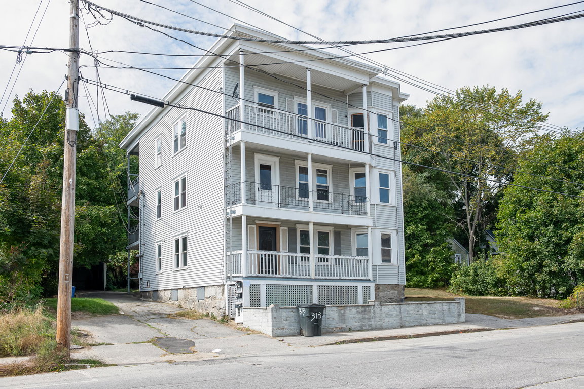 313 Waldo Street Rumford