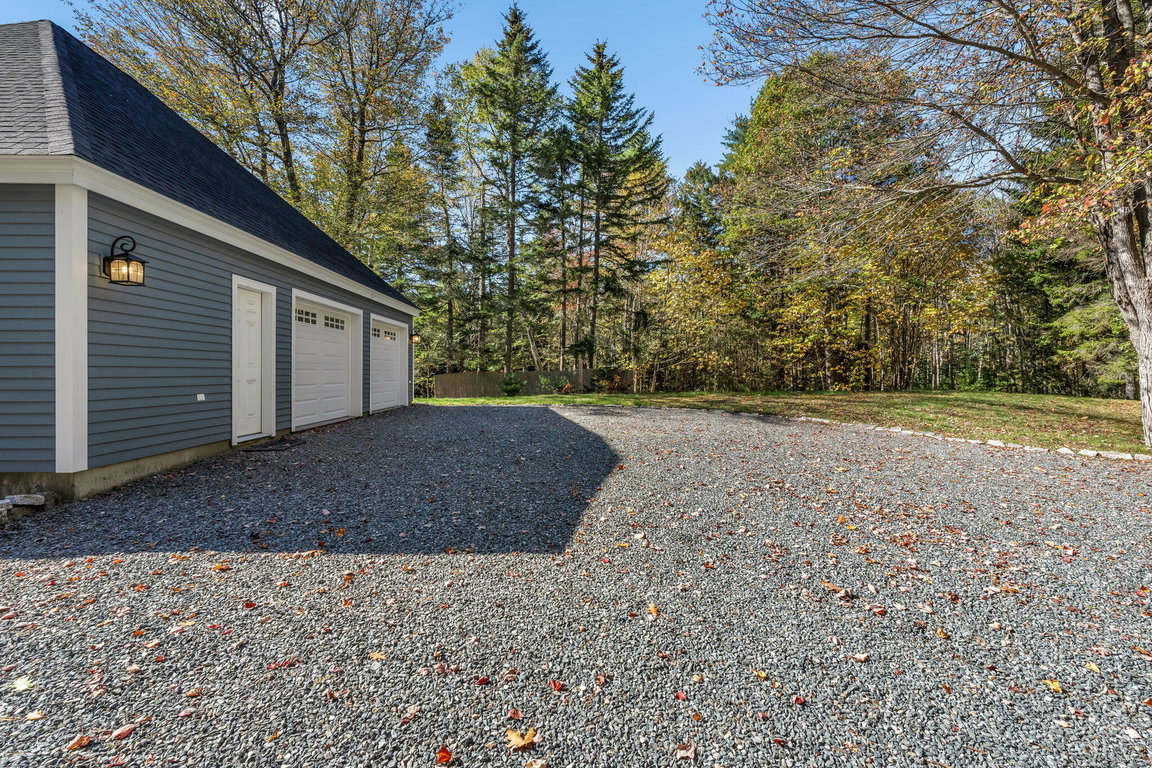 garage side