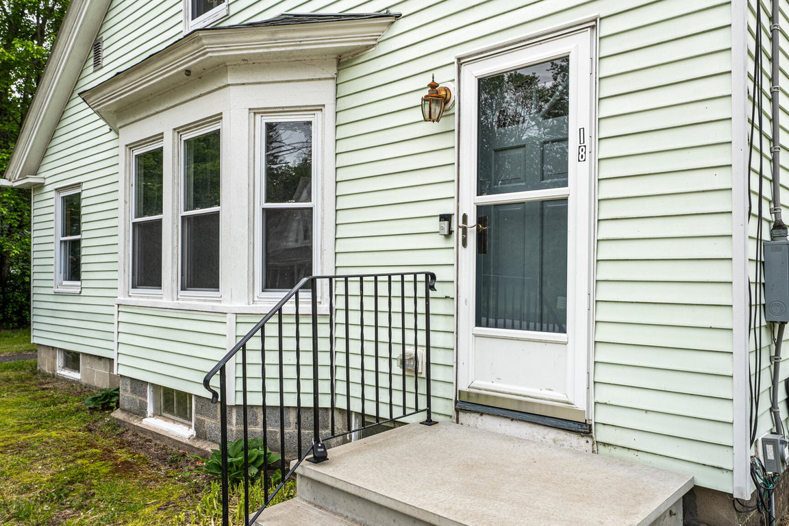 18 Cooks Mills Road Casco