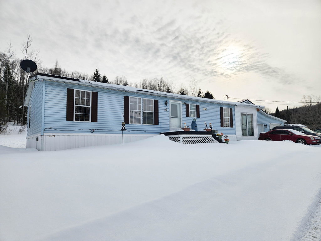 19 Main Street Grand Isle