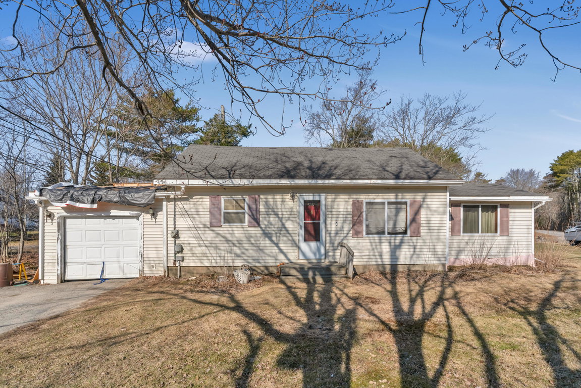 408 Gray Road Falmouth