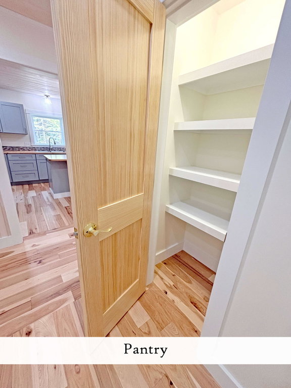 Pantry, label