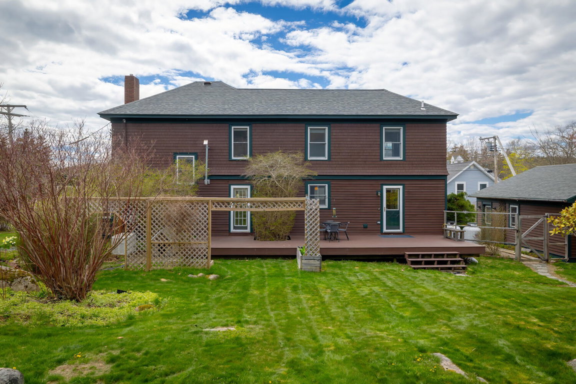 3.6-Back House & Deck 56-One Upper Dunba
