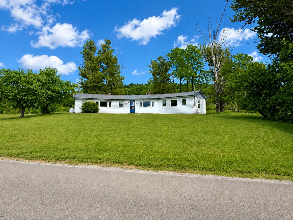 715 Great Pond Road Aurora
