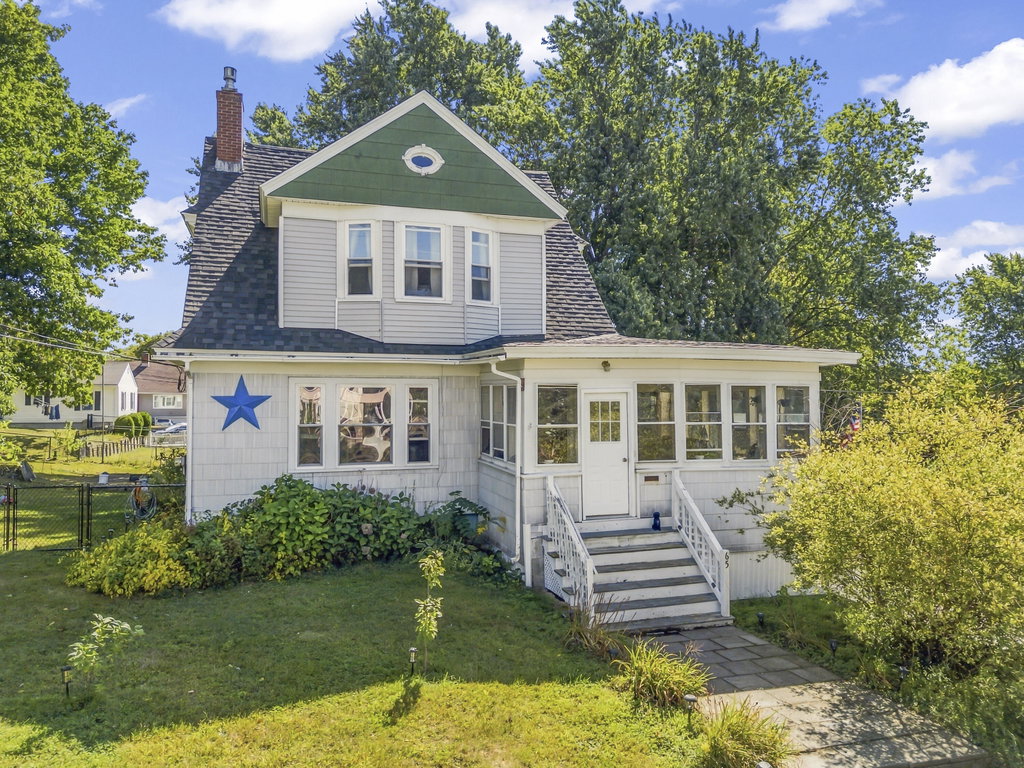 65 Thompson Street Sanford