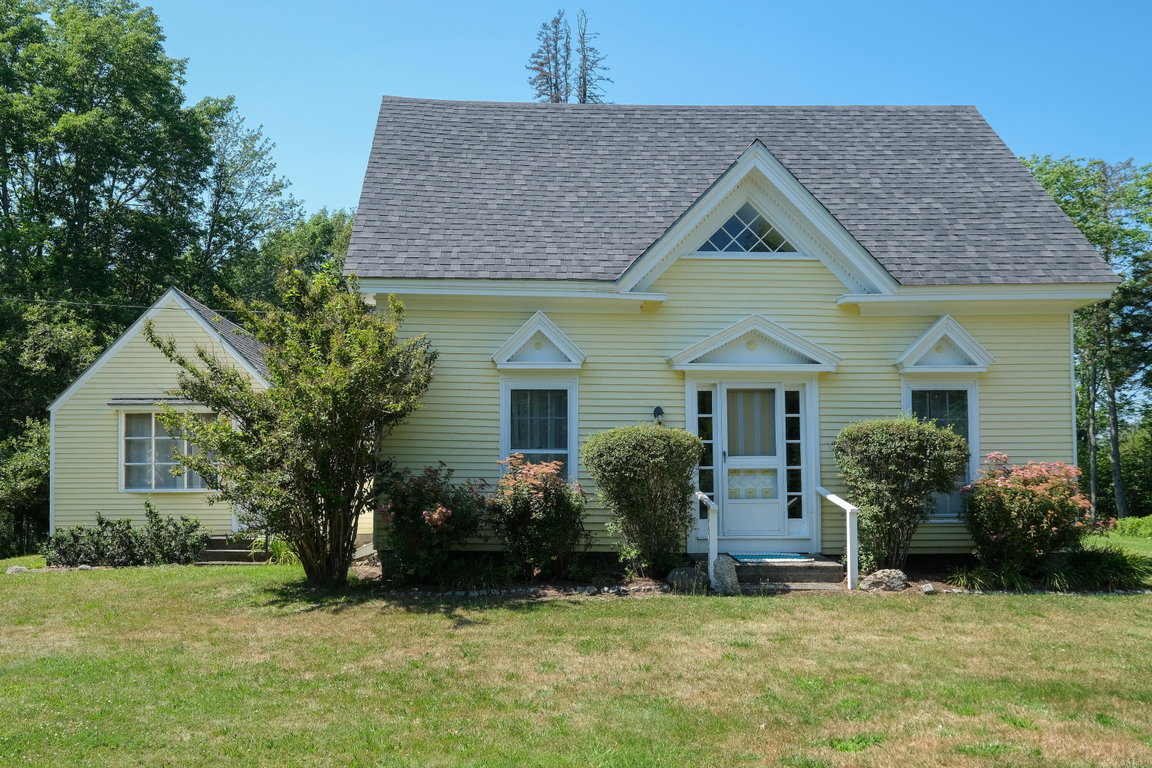 36 553 N. Deer Isle Road
