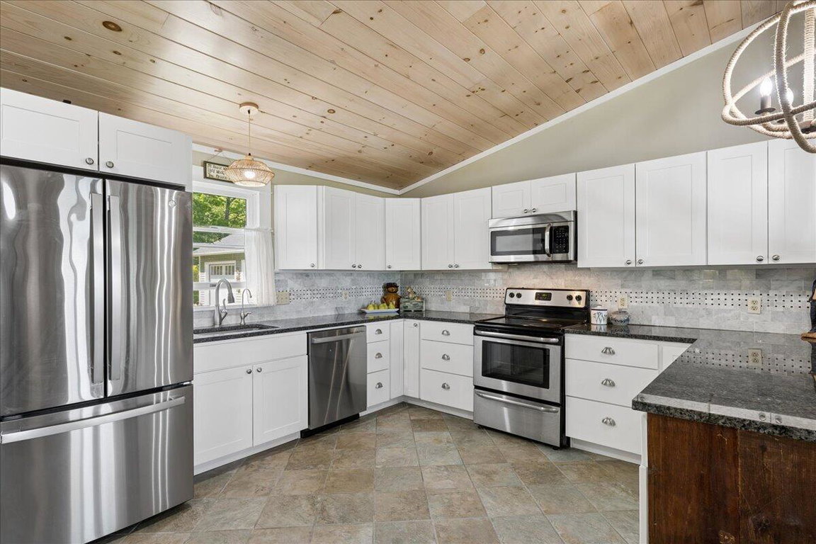06-58 Blackberry Ln. (47 of 77)