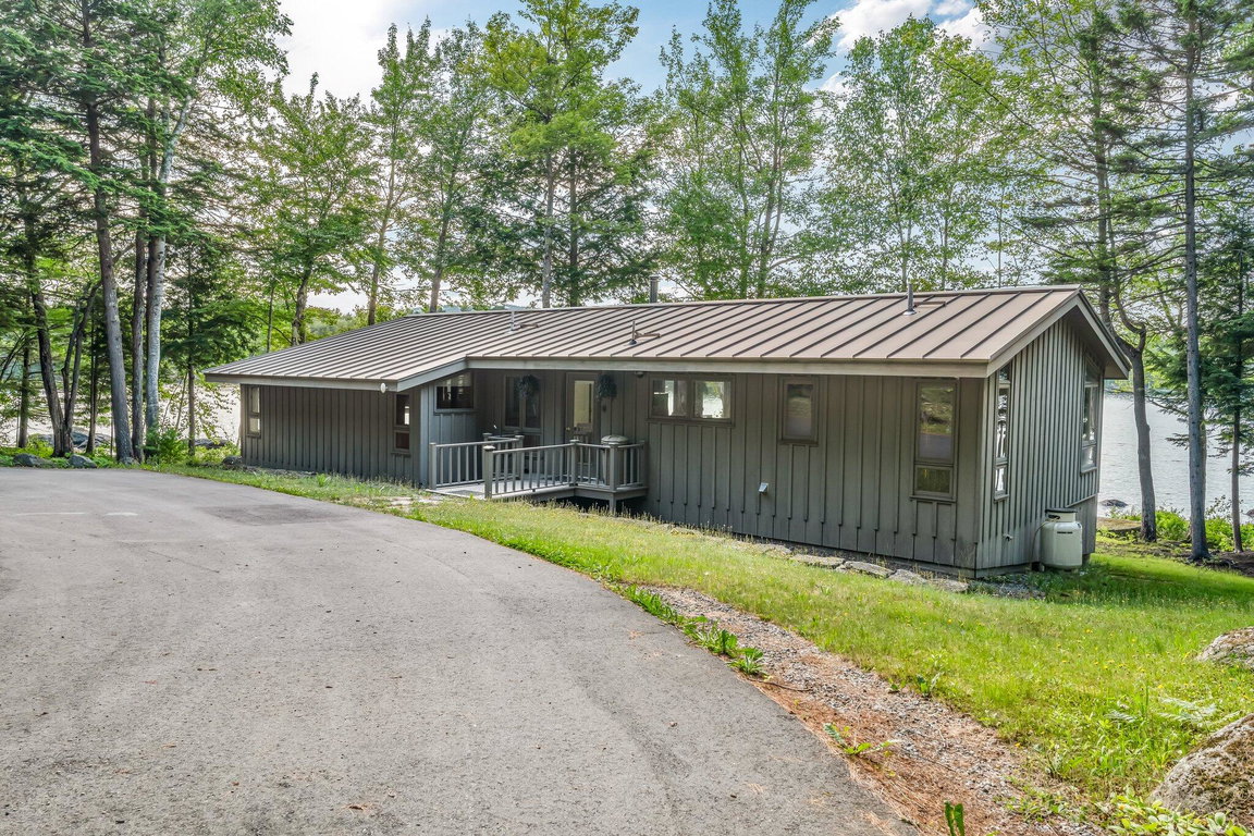 17-web-or-mls-194-branchview-dr