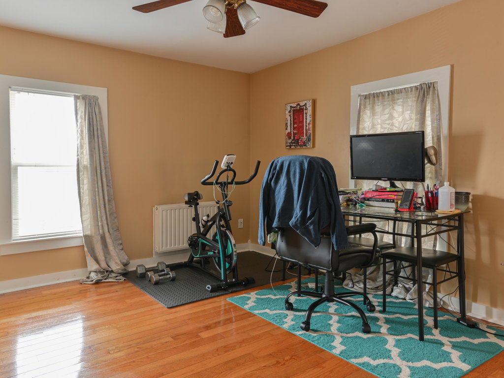 Livingroom Apt 2
