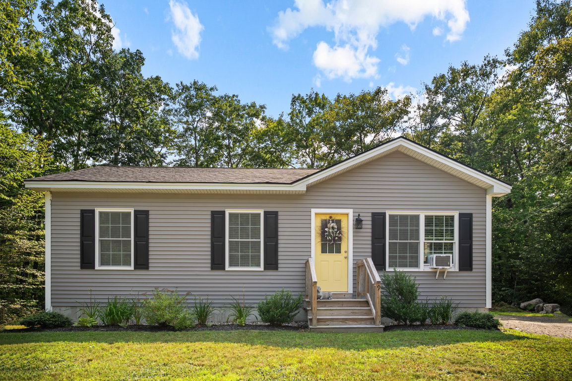 9 Escott Way Naples