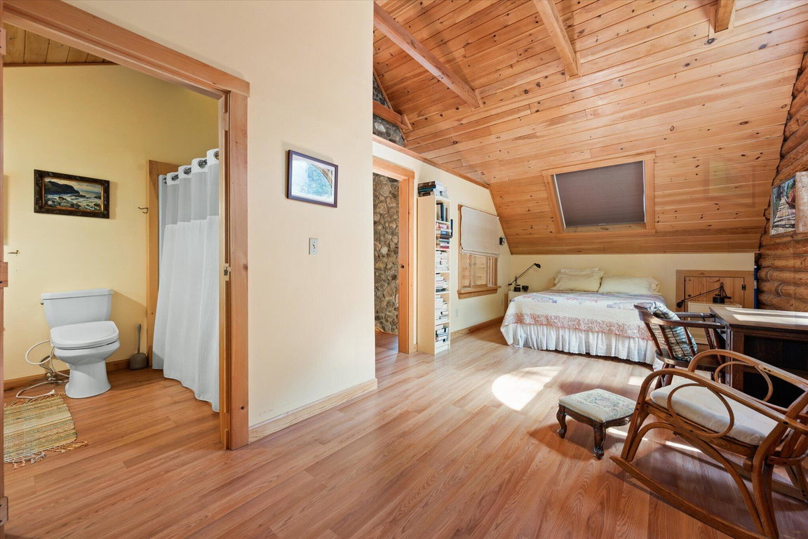31-Bedroom 3