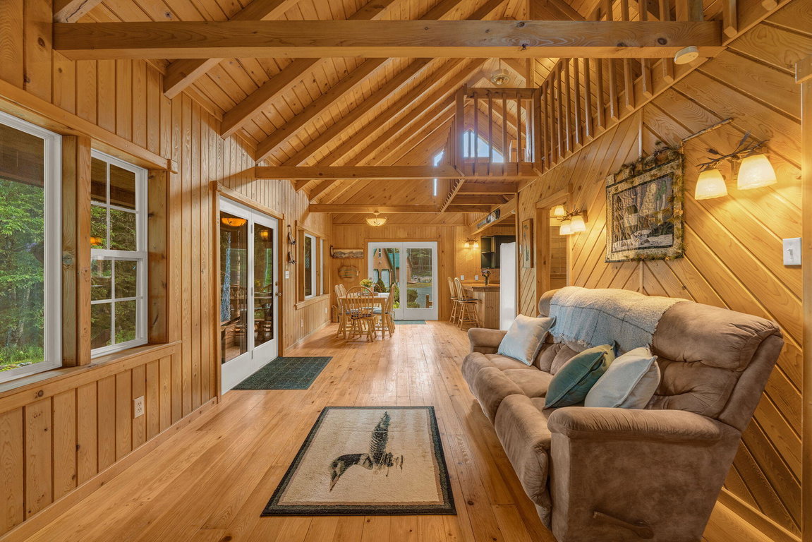 13-web-or-mls-22-benoits-way