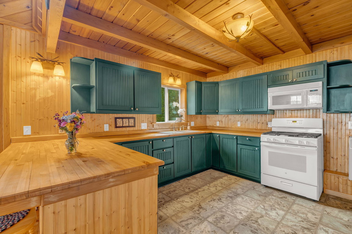 7-web-or-mls-22-benoits-way