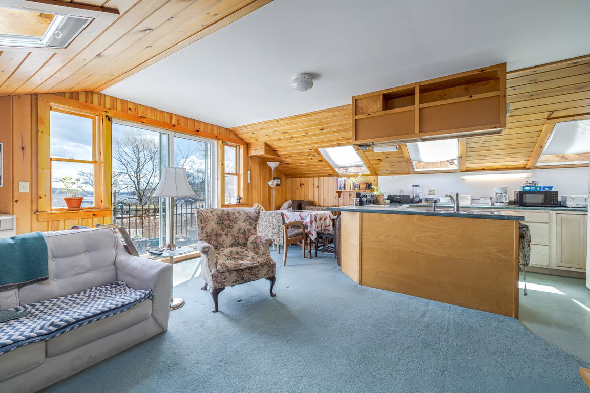 40-33-37 Water Street-DTP