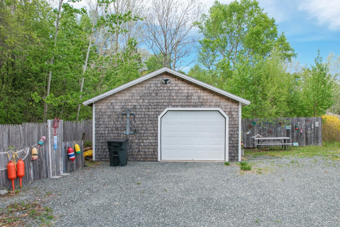 1 bay garage