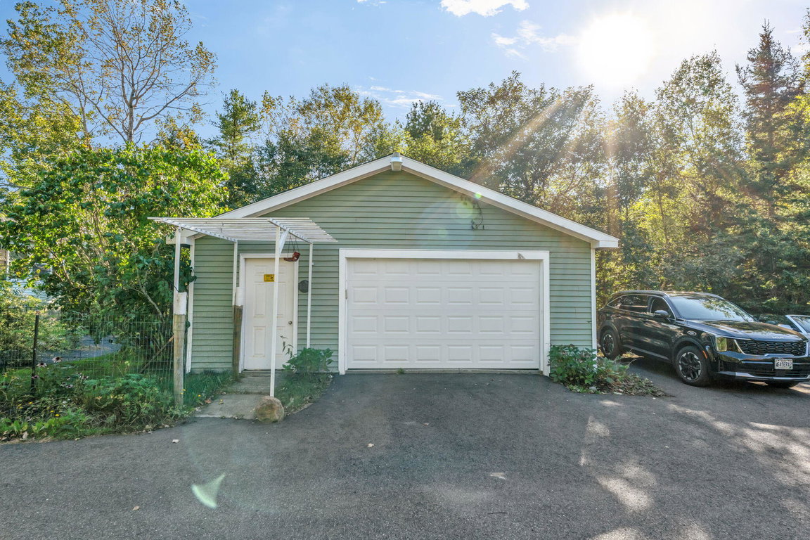 38-web-or-mls-736-eagle-lake-rd
