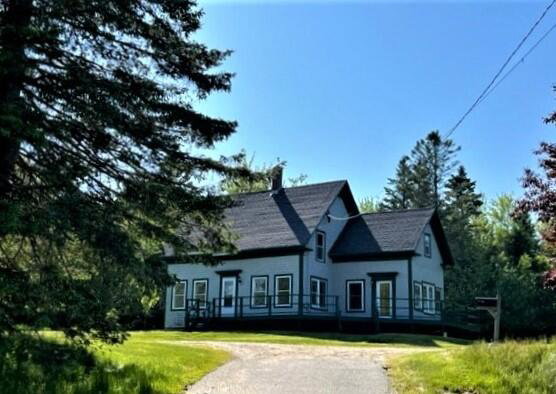 Welcome to 68 Joy Road in beautiful Gouldsboro, Maine