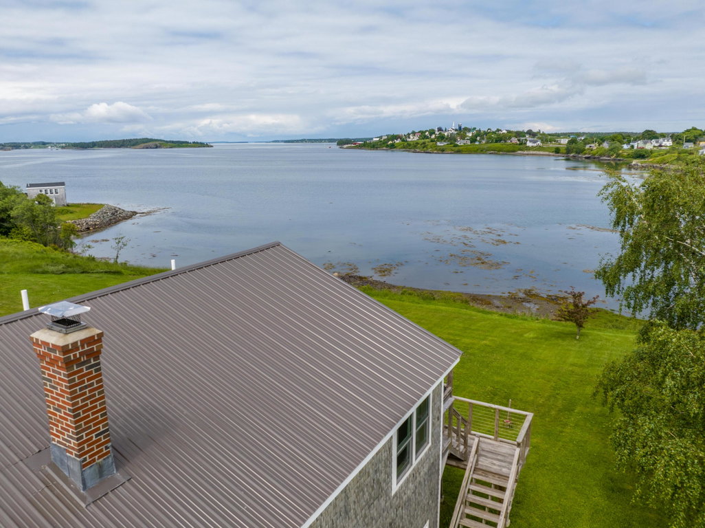 35 Diamond Point Road Lubec