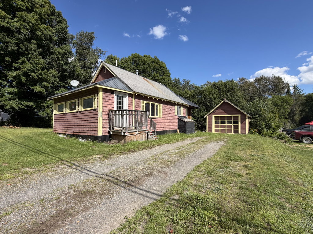 281 Foxcroft Road Houlton