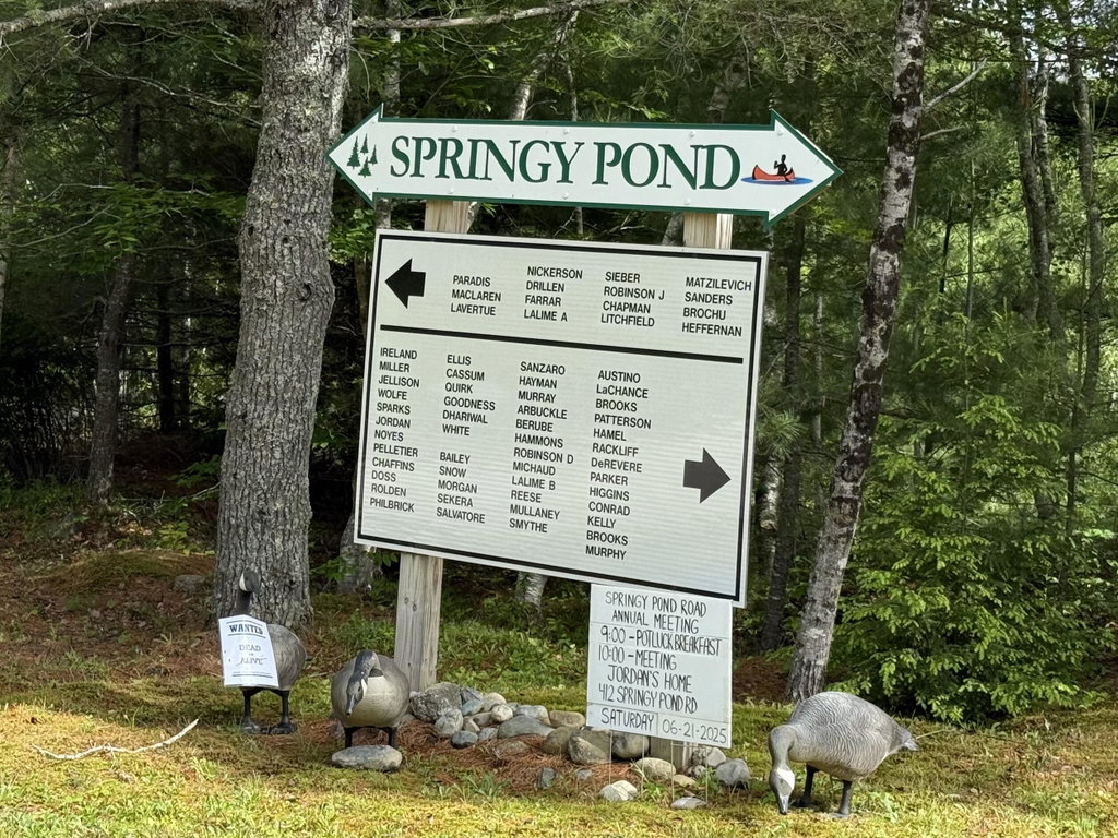 Sign leading to the property