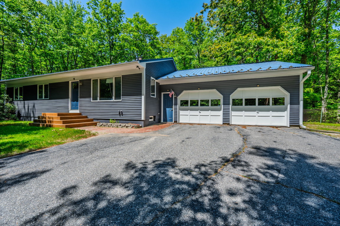 81 Babbidge Road Falmouth