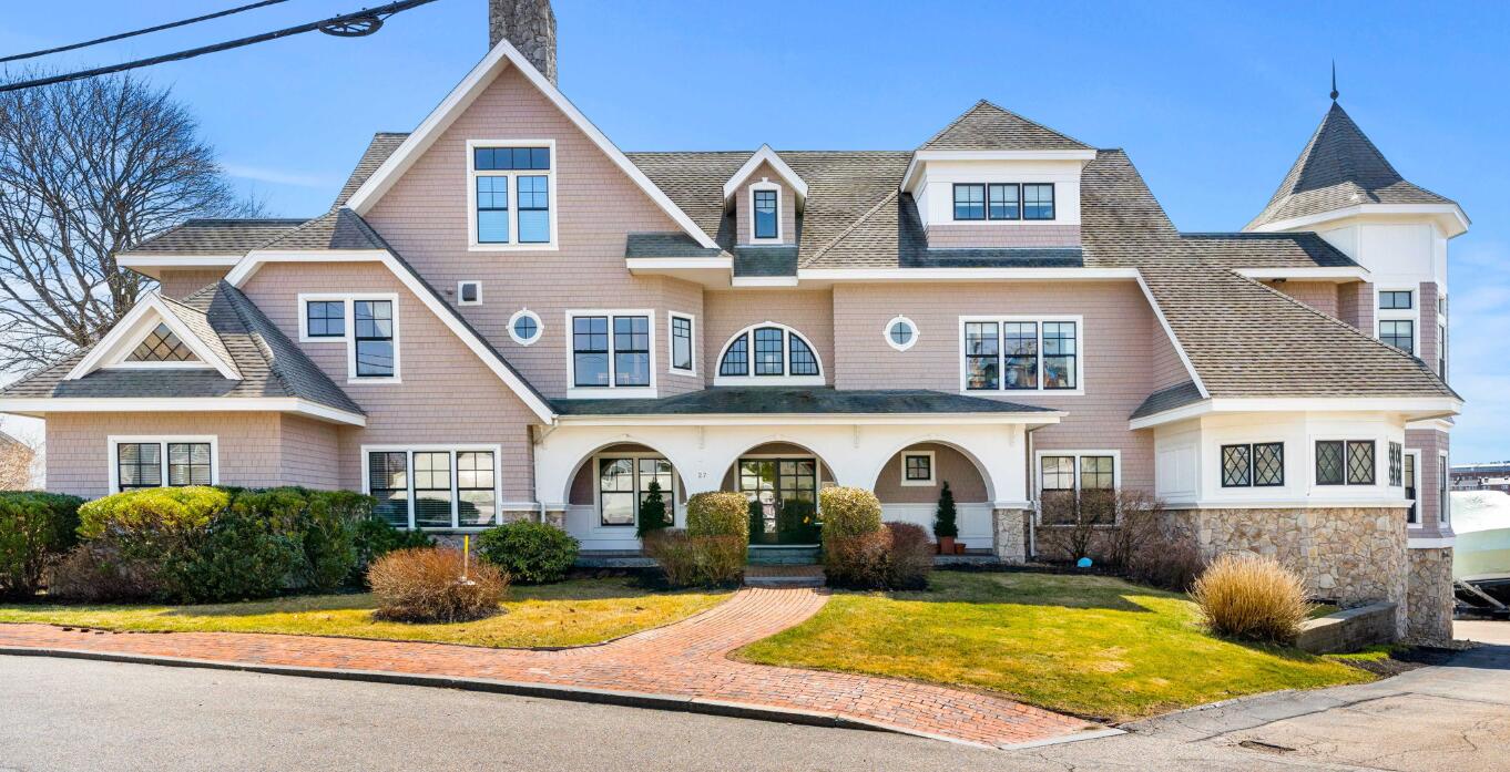27 Badgers Island Kittery
