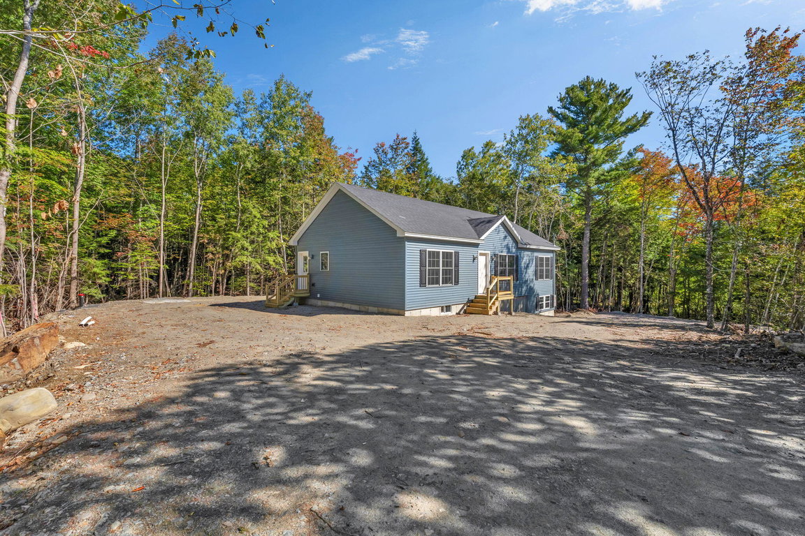 41-web-or-mls-63-bridgetwin-rd