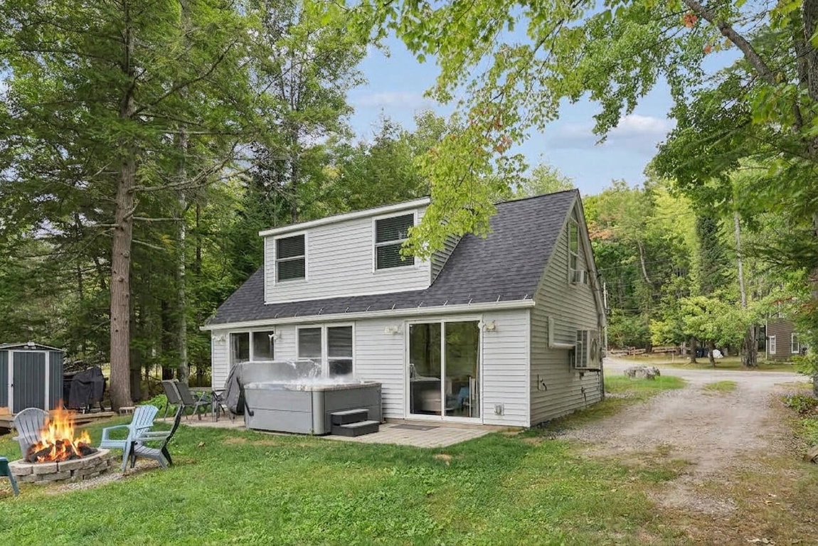 82 Lakeshore Drive Casco